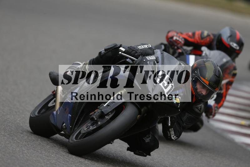 /37 09.08.2026  Pluess Motosport ADR/Freies Fahren/451